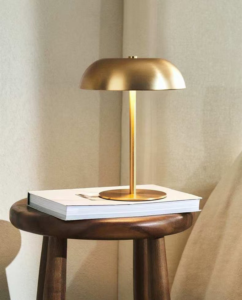 5V LED 3-Color Touch Table Lamp