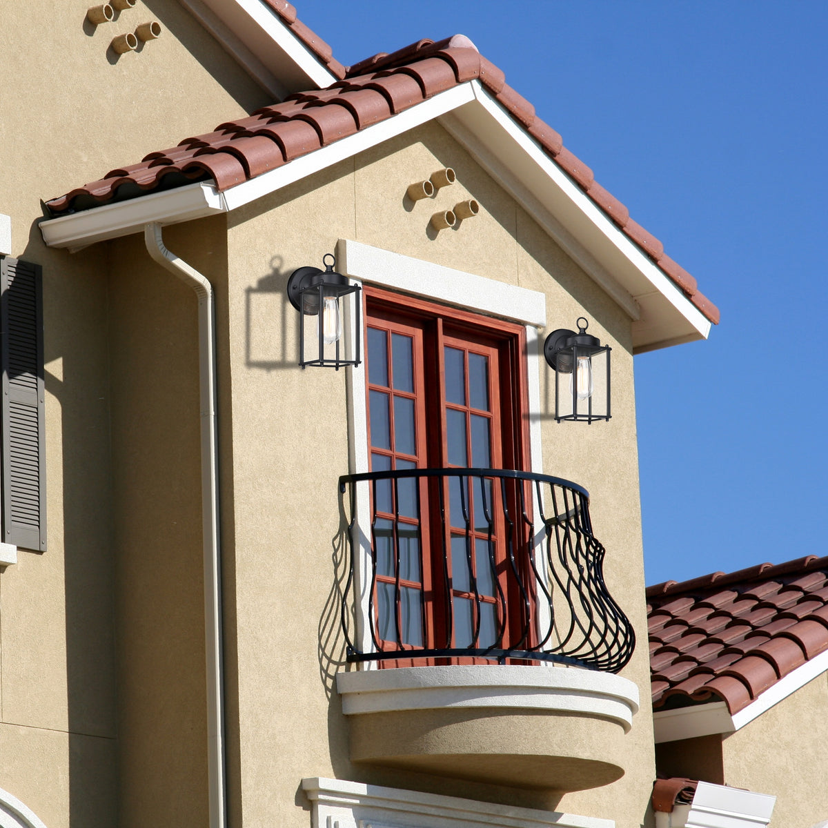 Outdoor Sconce with Iron Bracket