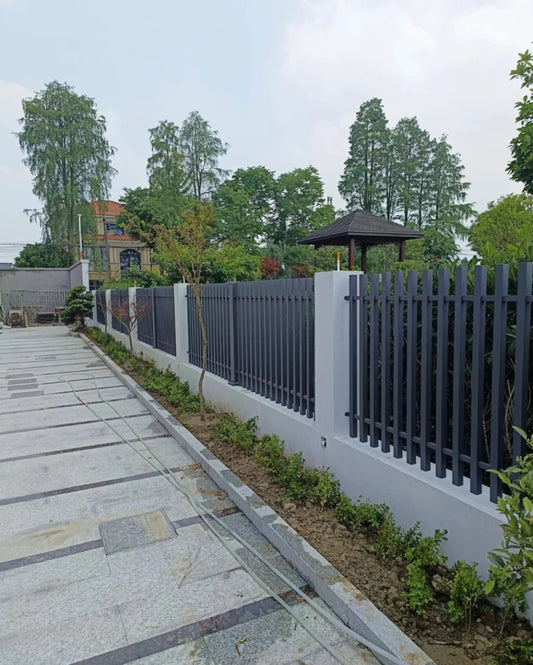 Customizable Classic Villa Iron Garden Fence