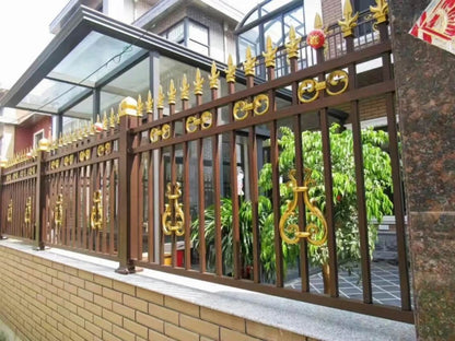 Weatherproof Anti-Rust Artistic Iron Garden Fence