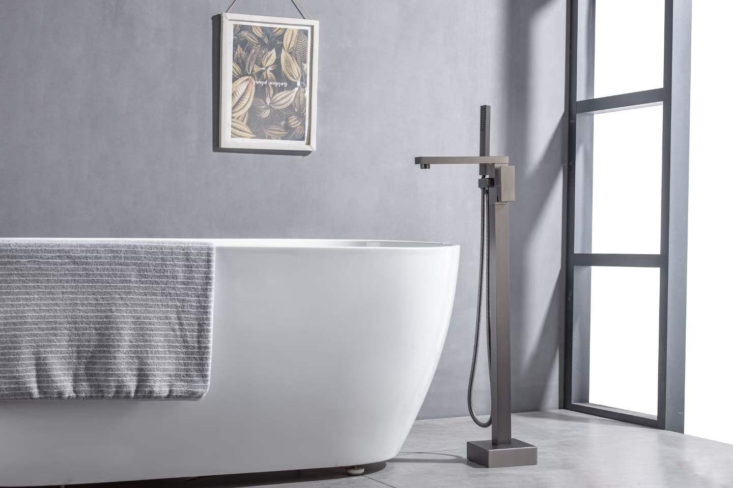 Gunmetal Gray Floor-mounted Bathtub Faucet 61001-1