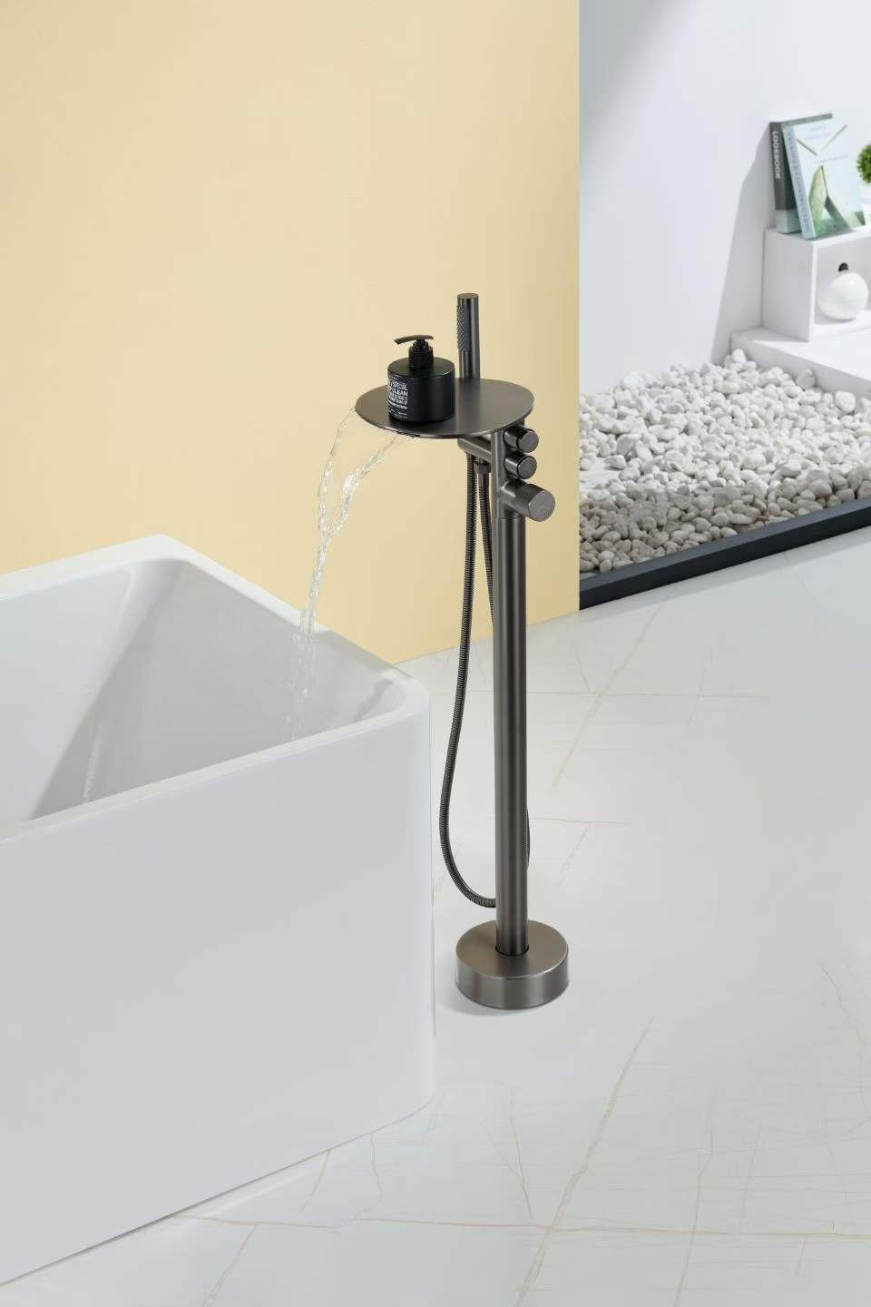 Disc Knob Floor-mounted Bathtub Faucet 81008