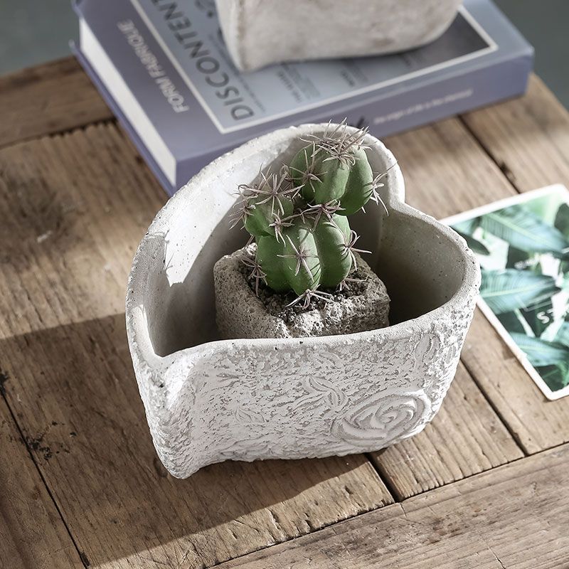 Creative Heart-shaped Cement Planter